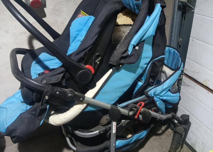 Grajewo ogłoszenia: Sprzedam wózek w 3 w 1 po jednym dziecku.